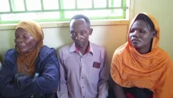 Agataliikonfuufu Paasita eyawasa  abakazi ababiri bakoddomibe bamuwadde amagezi asiraamuke
